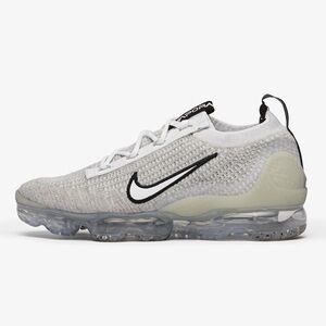 Nike Air VaporMax 2021 Flyknit Gymshoe Monochrome, Size 10.5